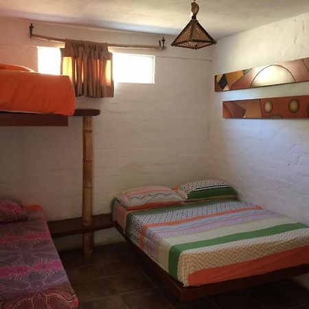 Casa Mancora Guesthouse Bagian luar foto